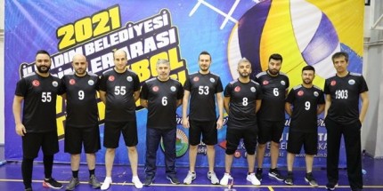İlkadım Belediyesi Birimler Arası Voleybol Turnuvasında Final Günü