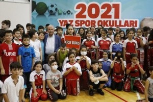 İlkadım Belediyesi Yaz Spor Okulları Kapılarını Gençlere Açtı