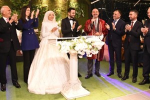 Terme'de Siyaset ve İş Dünyasını Buluşturan Düğün