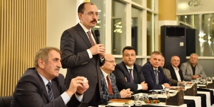 Ticaret Bakanı Muş, Samsun'da Esnafla Bir Araya Geldi