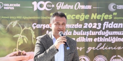 Çarşamba’da Fidanlar Toprakla Buluştu