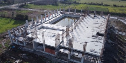 Tekkeköy Kapalı Yüzme Havuzuna Kavuşuyor