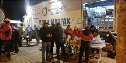Ordu Büyükşehir Belediyesi’nin Mobil Mutfak Tır’ından Sıcak Yemek