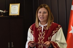19 Mayıs Üniversitesi Rektörü Fatma Aydın Görevine Başladı