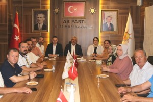 Milletvekili Aksu İlkadım İlçe Yönetim Kurulu Toplantısına Katıldı