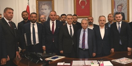 İlkadım Belediyesi’nde Devir Teslim Töreni Gerçekleşti