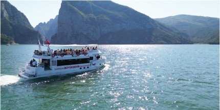 Samsun Büyükşehir’in Gemi Turları İlgi Görüyor