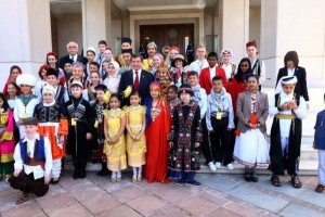 Başbakan Davutoğlu, Çocuklarla Bir Araya Geldi